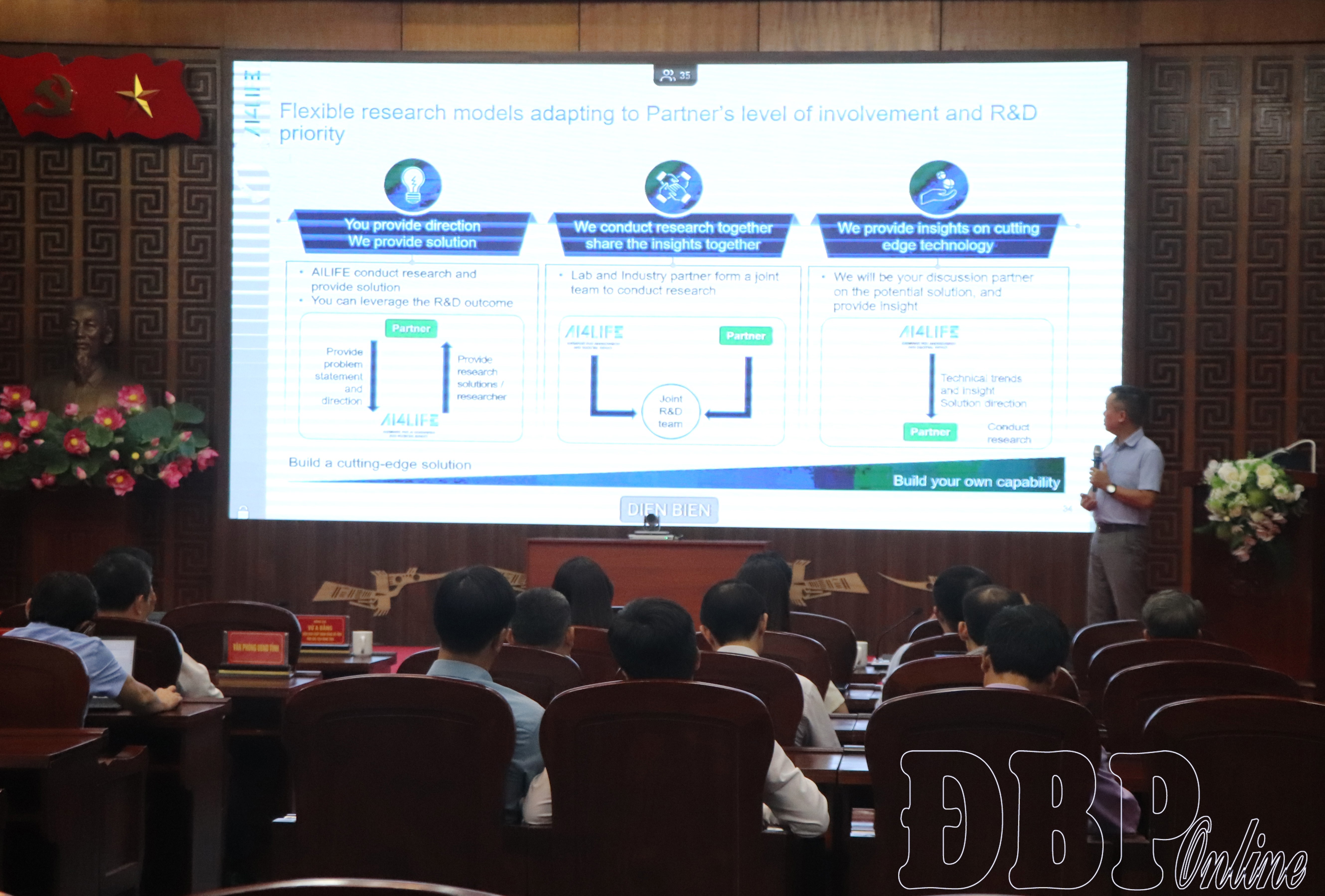 Hội thảo về phát triển hạ tầng số và trí tuệ nhân tạo lĩnh vực y tế